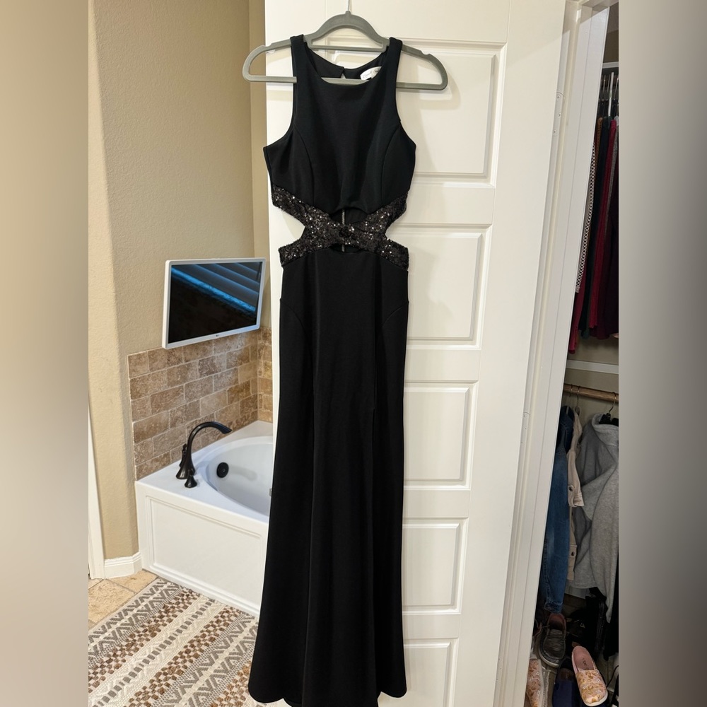 Black prom dress